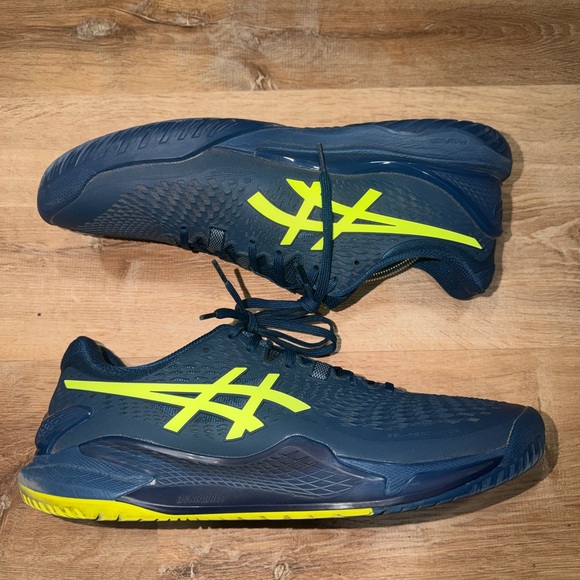 ASICS Gel Resolution 9 (11) - Picture 2 of 6